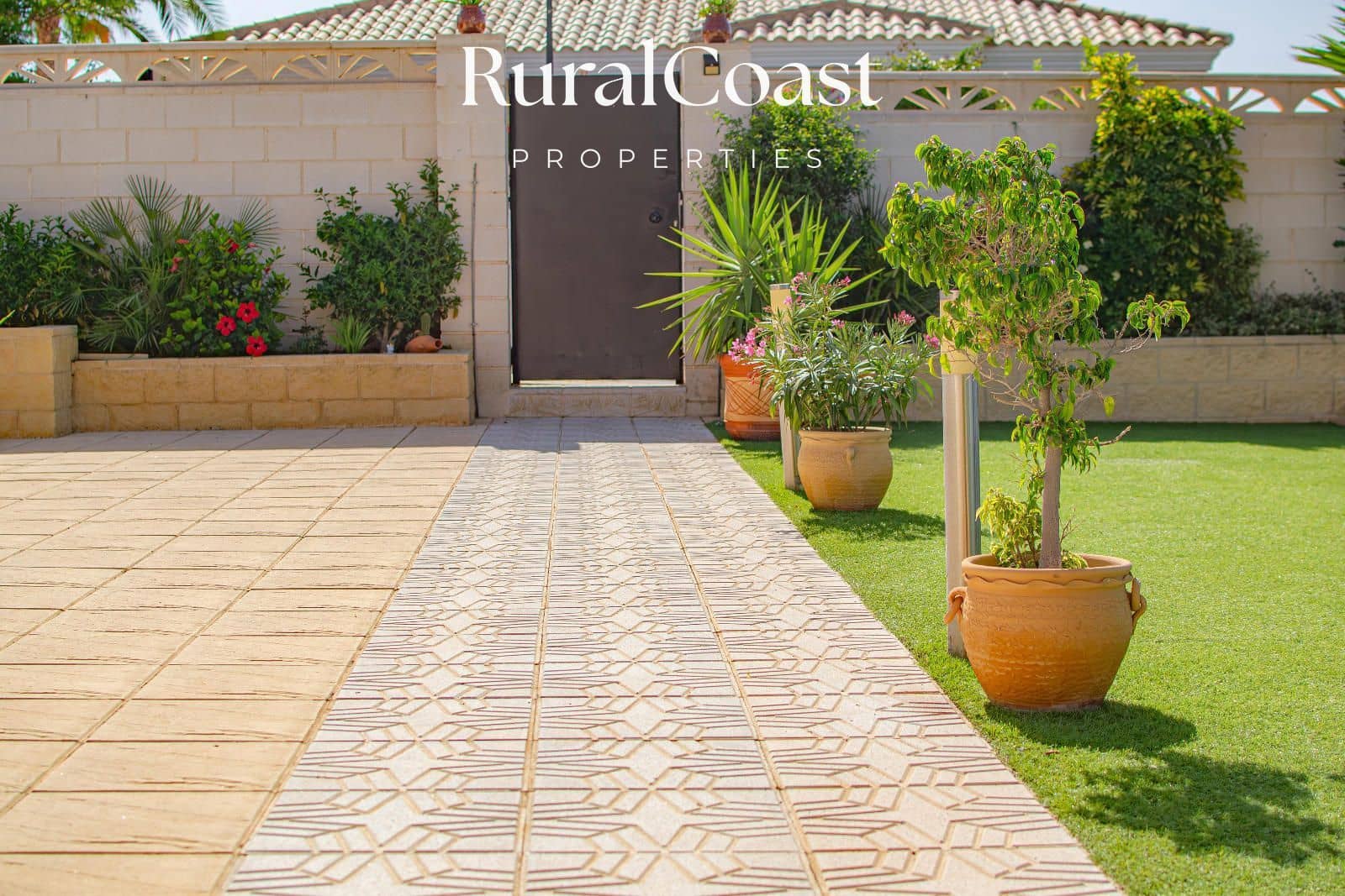 3 soverom Villa til salgs i Busot med svømmebasseng garasje - € 380 000 (Ref: 8422687)