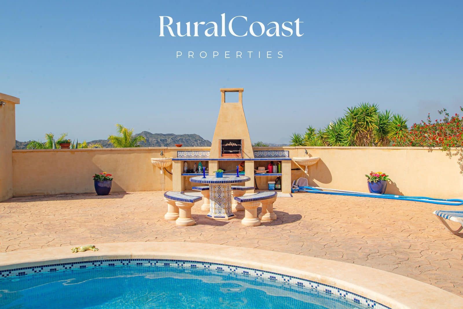 1 soveværelse Villa til salg i Jijona / Xixona med swimmingpool garage - € 395.000 (Ref: 8439437)