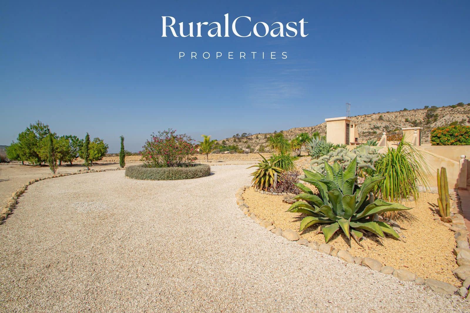 1 soveværelse Villa til salg i Jijona / Xixona med swimmingpool garage - € 395.000 (Ref: 8439437)