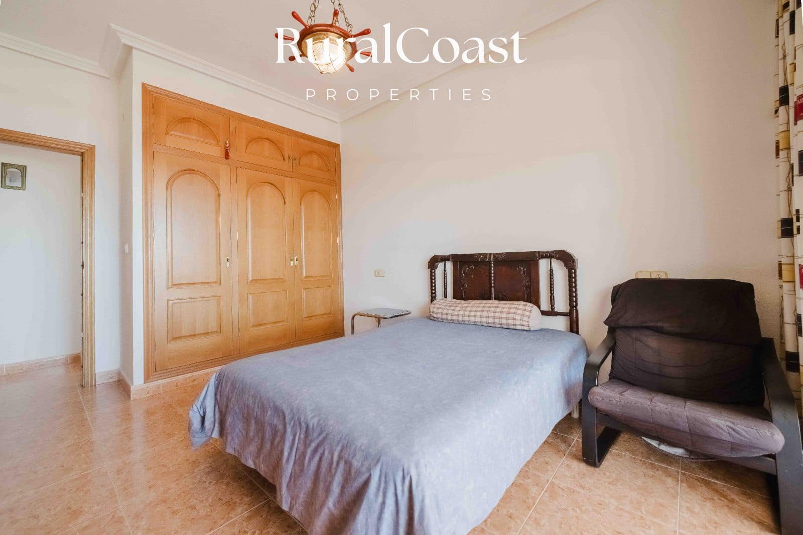 4 soverom Villa til salgs i El Campello med svømmebasseng garasje - € 1 100 000 (Ref: 8880583)