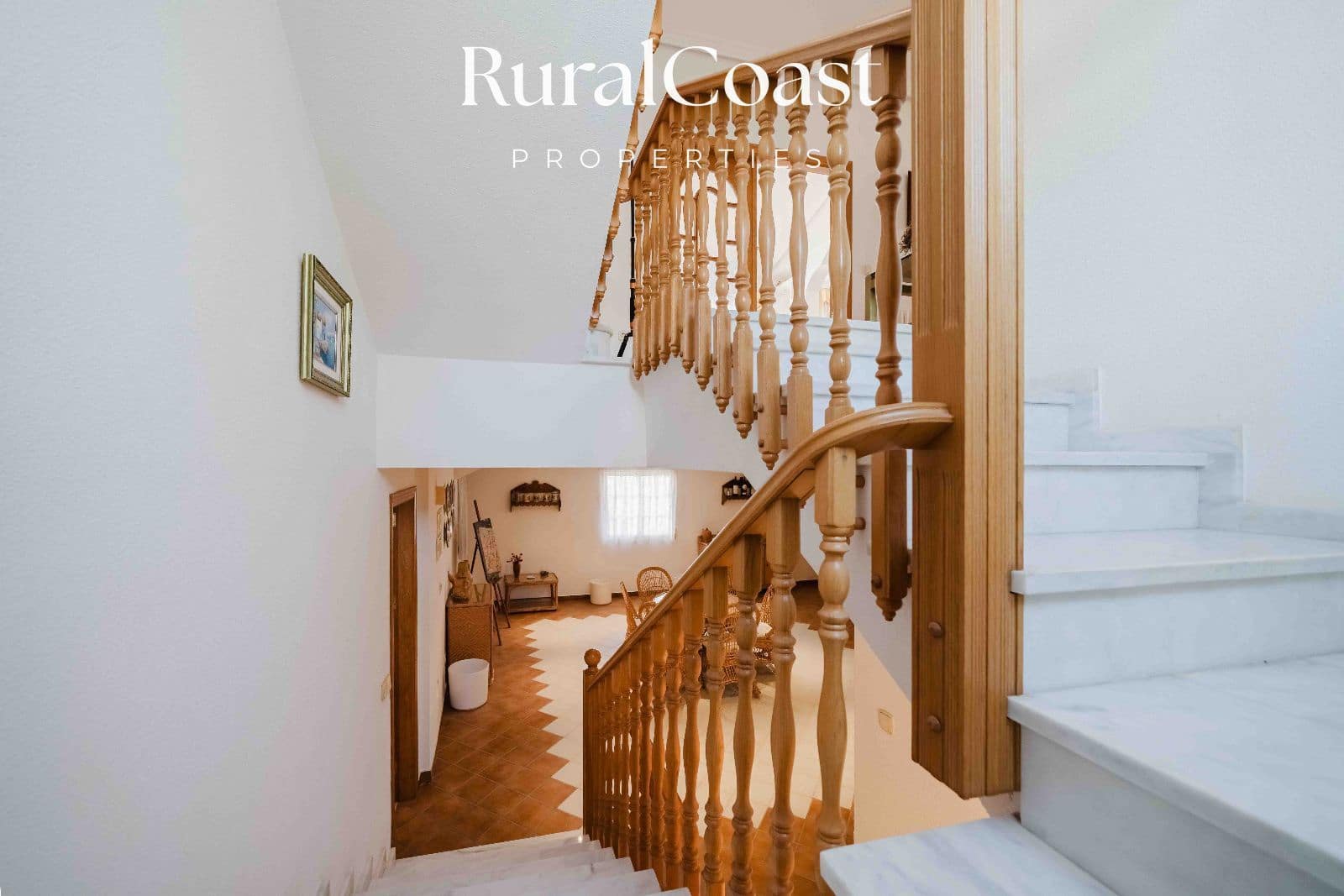 4 soverom Villa til salgs i El Campello med svømmebasseng garasje - € 1 100 000 (Ref: 8880583)