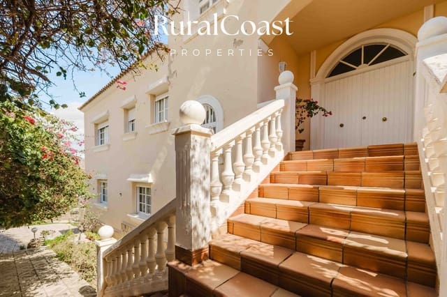 4 slaapkamer Villa te koop in El Campello met zwembad garage - € 1.100.000 (Ref: 8880583)