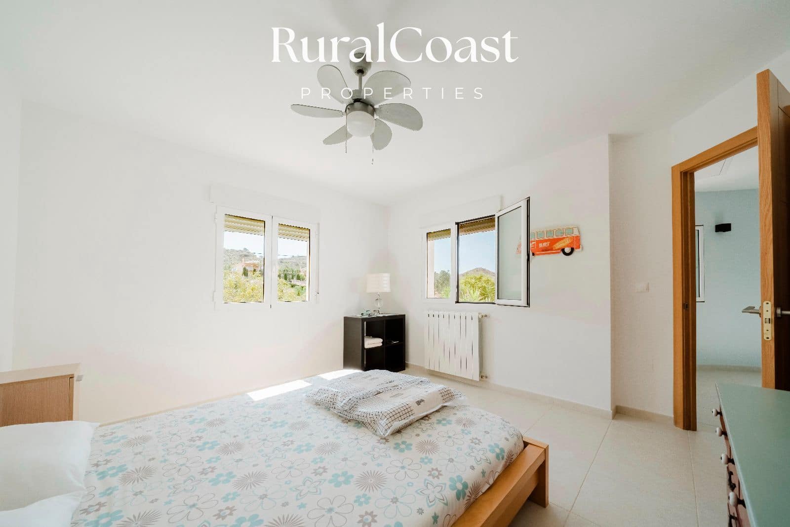 4 soveværelse Villa til salg i Bonalba med garage - € 459.000 (Ref: 8912427)