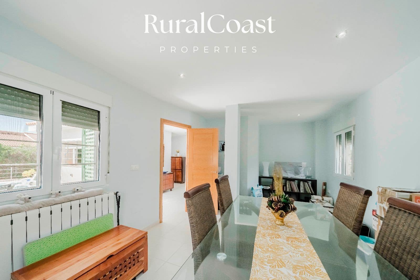 4 soveværelse Villa til salg i Bonalba med garage - € 459.000 (Ref: 8912427)