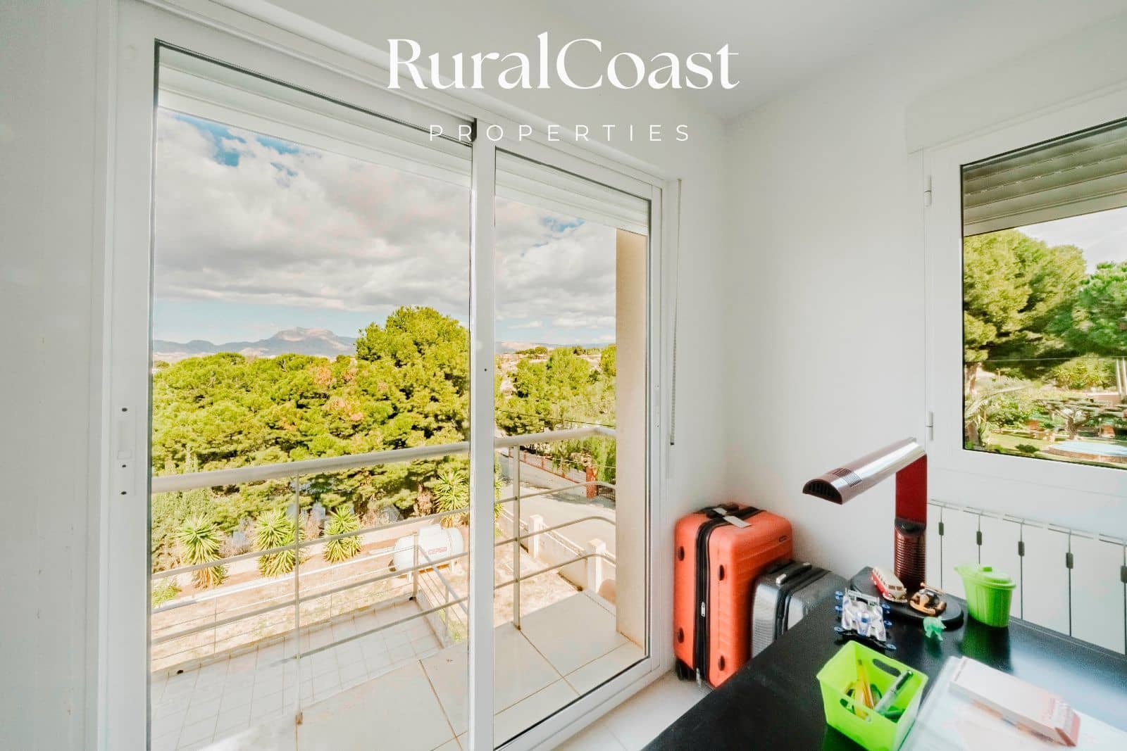 4 soveværelse Villa til salg i Bonalba med garage - € 459.000 (Ref: 8912427)