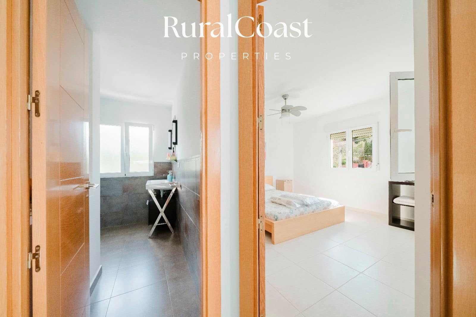 4 soveværelse Villa til salg i Bonalba med garage - € 459.000 (Ref: 8912427)