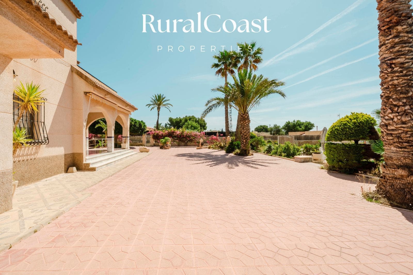 5 soveværelse Villa til salg i Elche / Elx med swimmingpool garage - € 492.000 (Ref: 9006543)