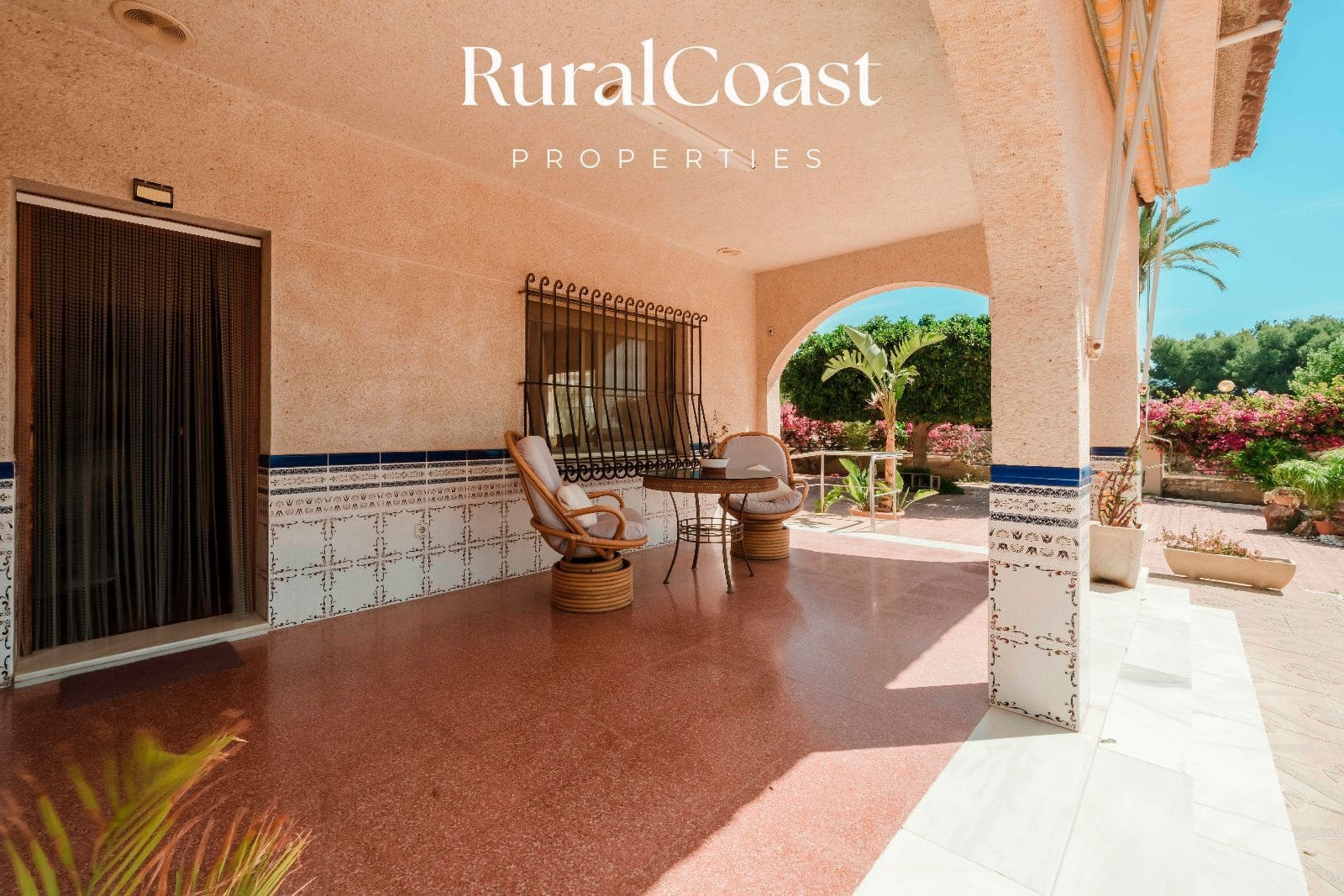 5 soveværelse Villa til salg i Elche / Elx med swimmingpool garage - € 492.000 (Ref: 9006543)