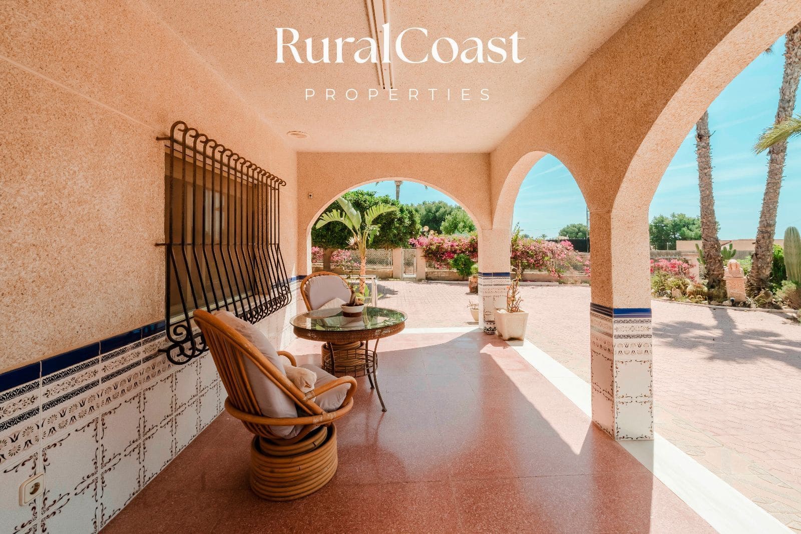 5 soveværelse Villa til salg i Elche / Elx med swimmingpool garage - € 492.000 (Ref: 9006543)