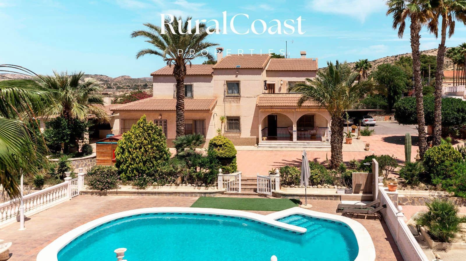 5 soveværelse Villa til salg i Elche / Elx med swimmingpool garage - € 492.000 (Ref: 9006543)