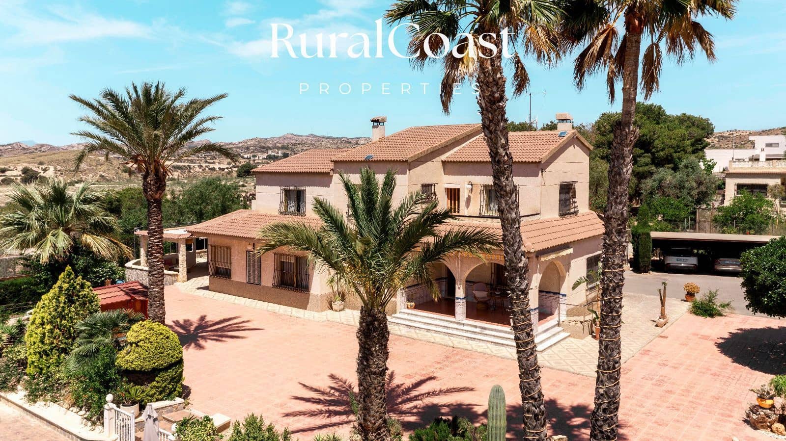 5 soveværelse Villa til salg i Elche / Elx med swimmingpool garage - € 492.000 (Ref: 9006543)