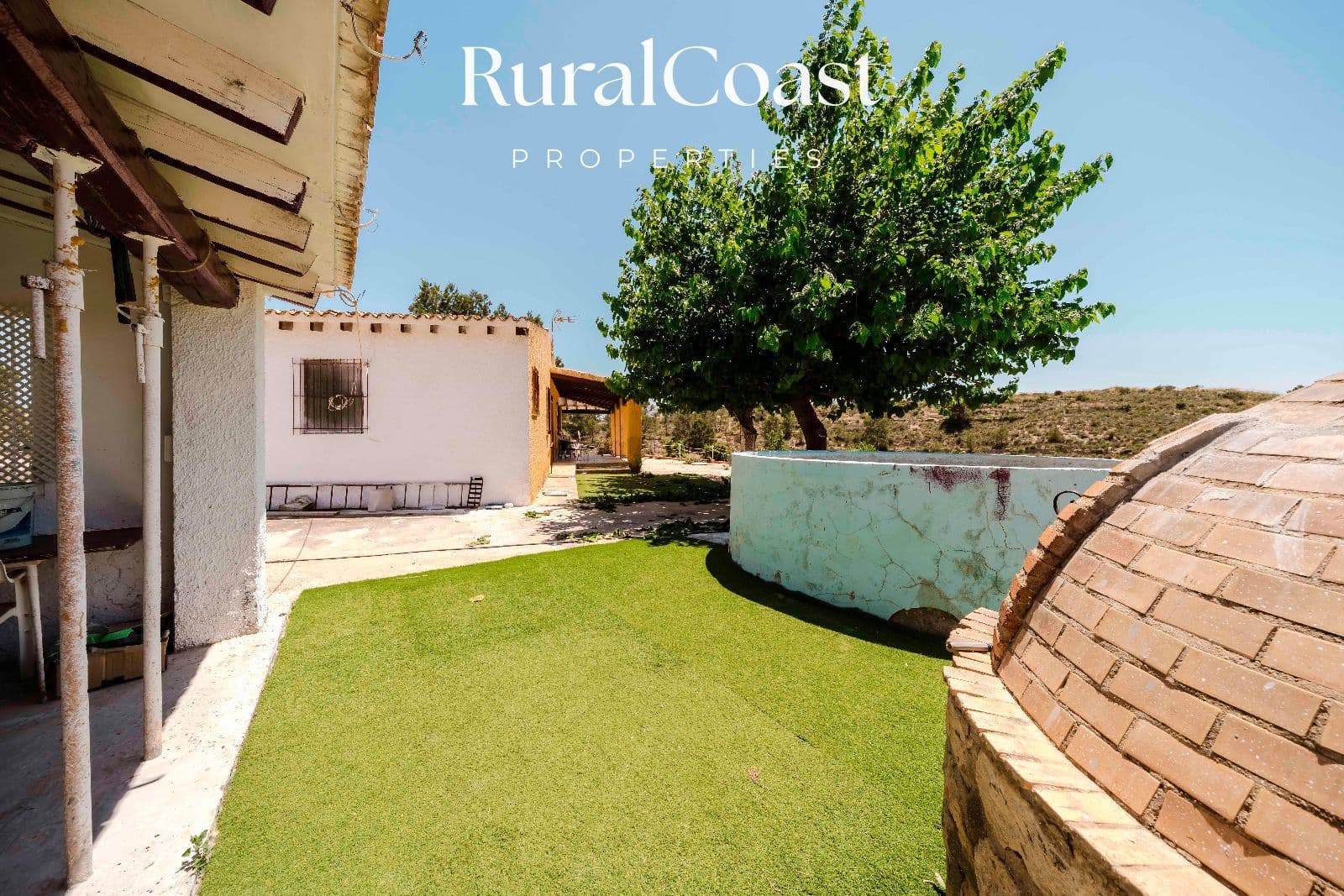 2 bedroom Villa for sale in El Campello with garage - € 210,000 (Ref: 9026151)