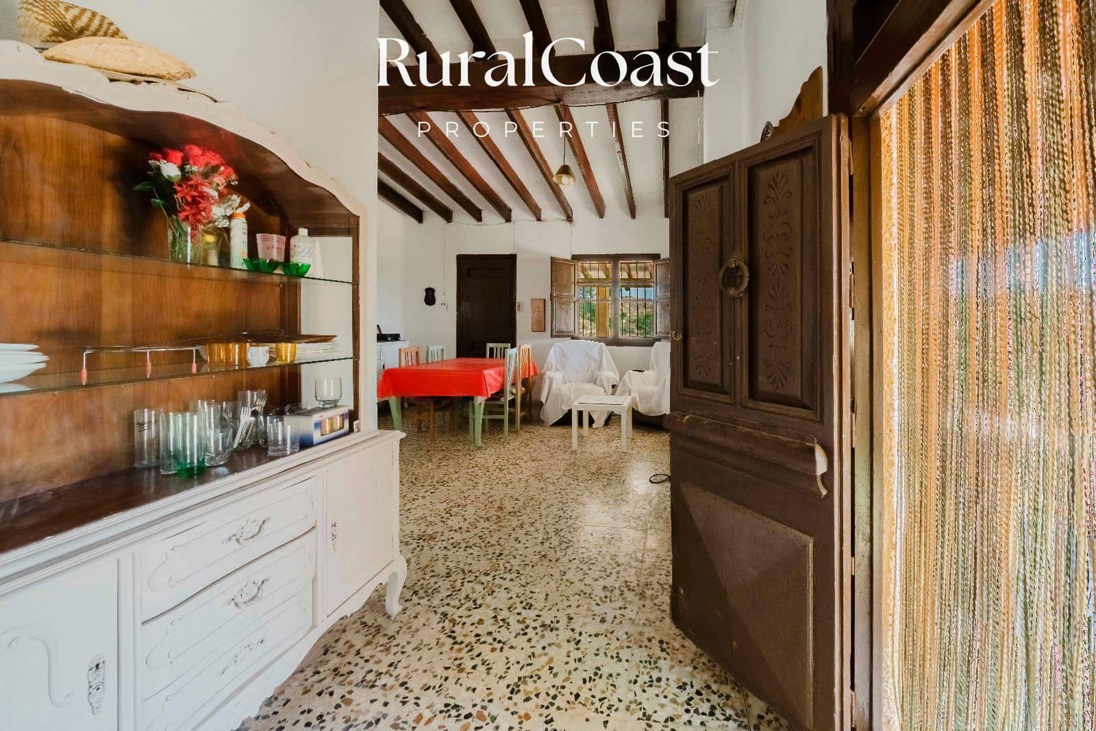 2 bedroom Villa for sale in El Campello with garage - € 210,000 (Ref: 9026151)