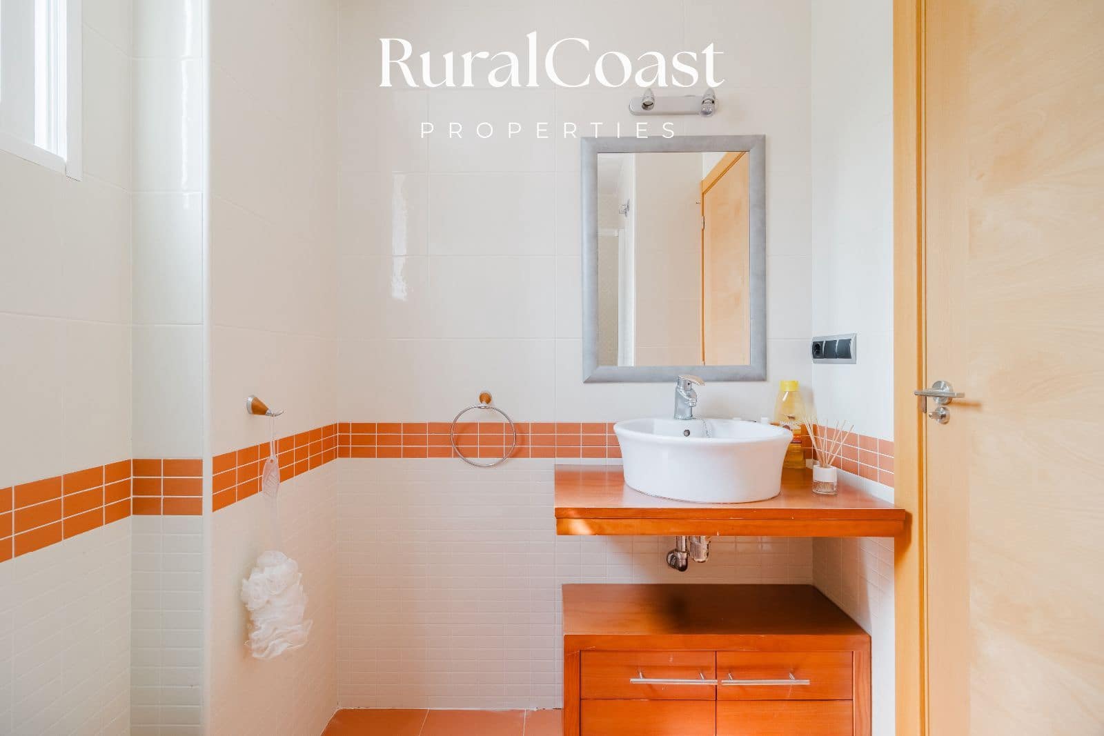 3 slaapkamer Villa te koop in Busot met zwembad - € 360.000 (Ref: 9064462)