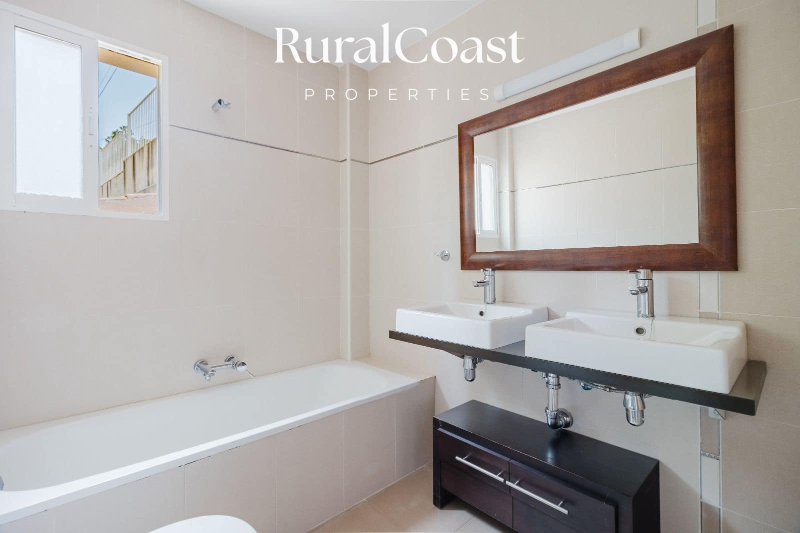 3 slaapkamer Villa te koop in Busot met zwembad - € 360.000 (Ref: 9064462)