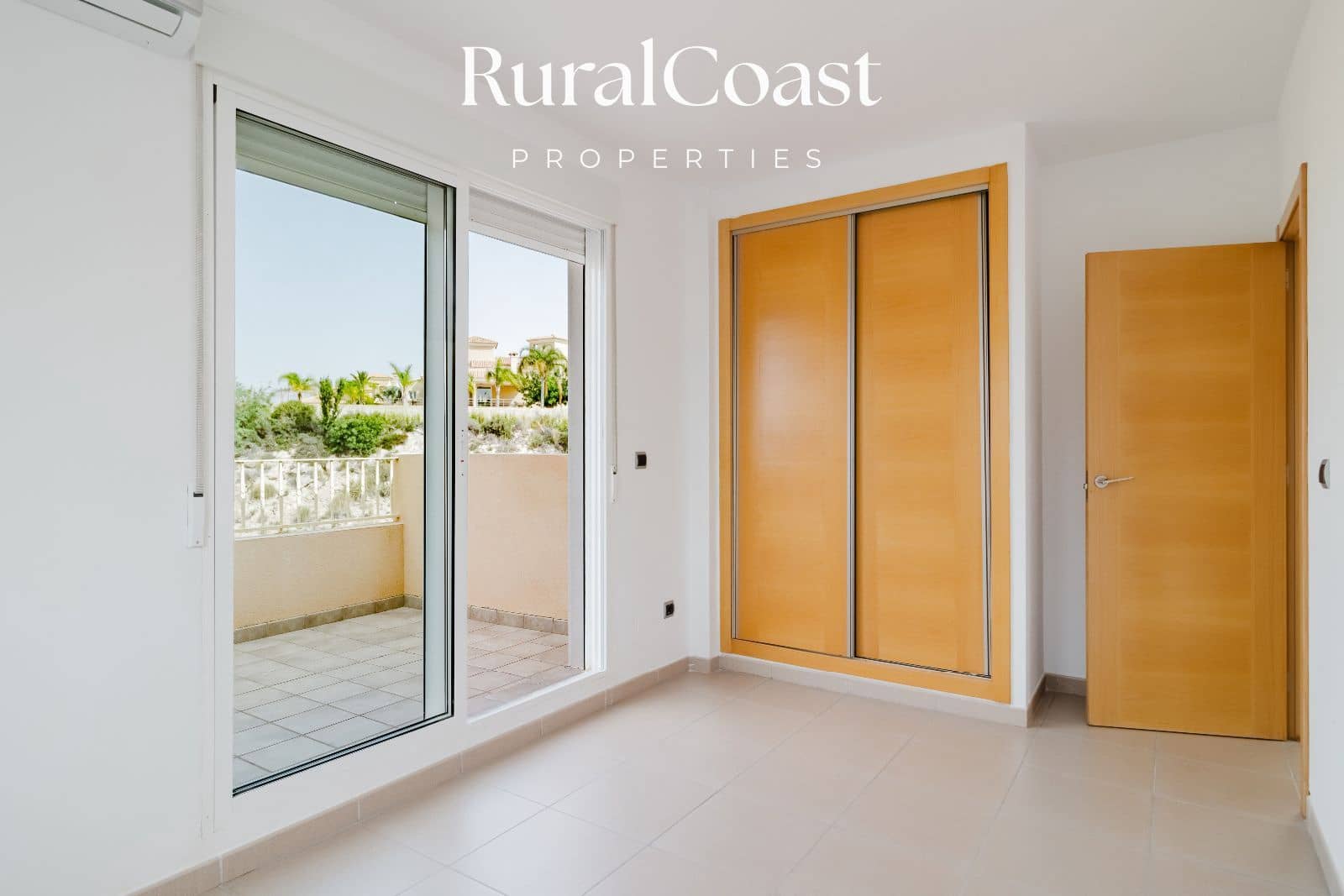 3 slaapkamer Villa te koop in Busot met zwembad - € 360.000 (Ref: 9064462)