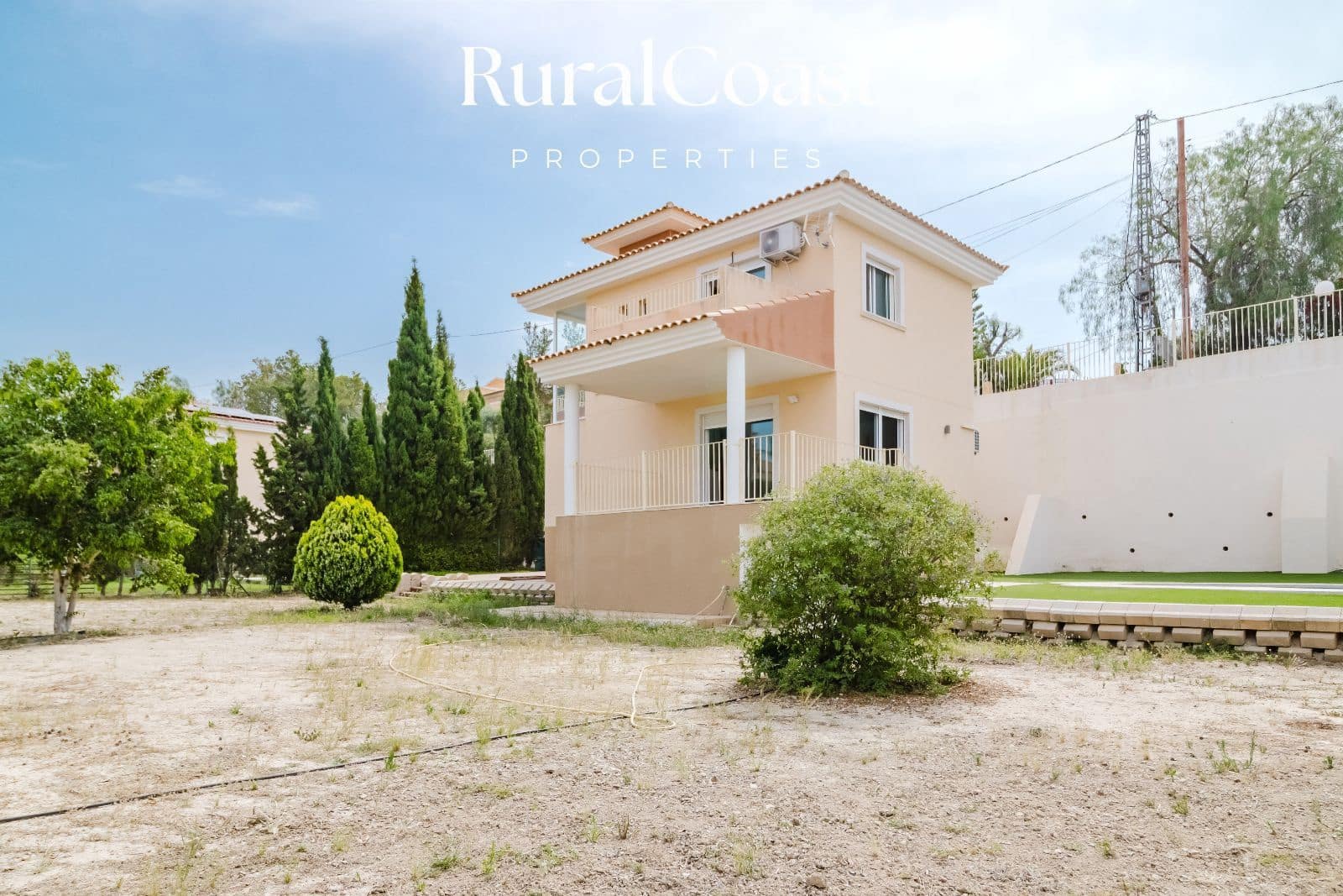 3 slaapkamer Villa te koop in Busot met zwembad - € 360.000 (Ref: 9064462)