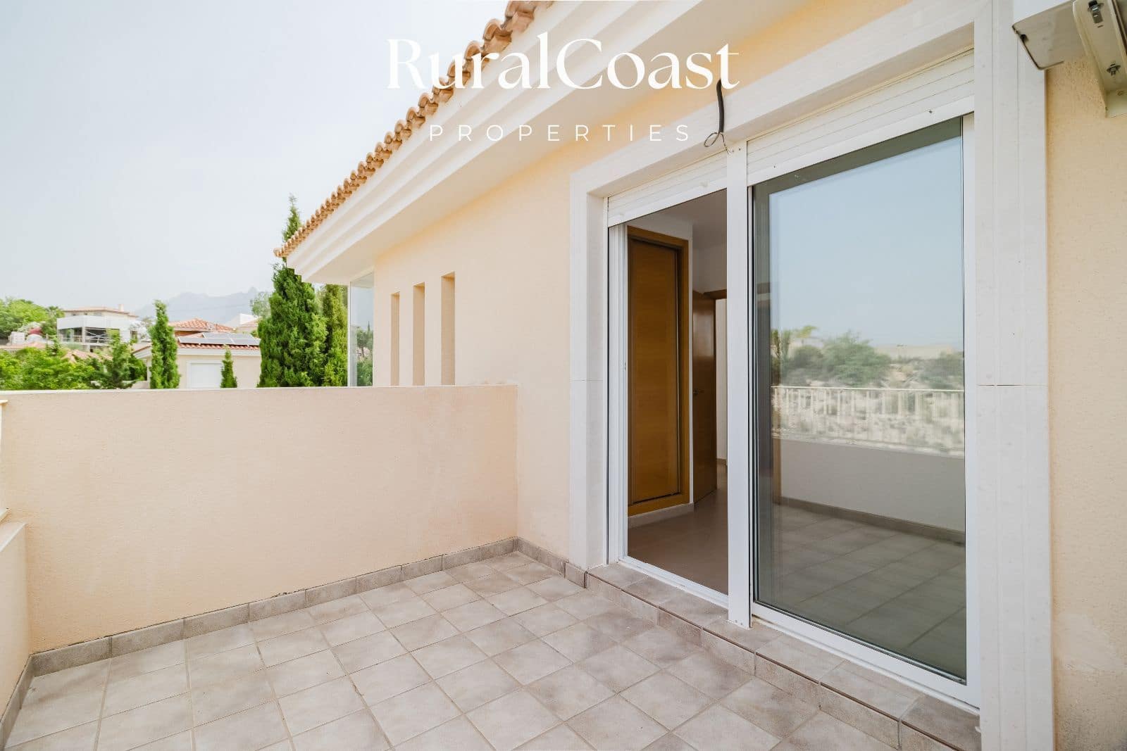 3 slaapkamer Villa te koop in Busot met zwembad - € 360.000 (Ref: 9064462)