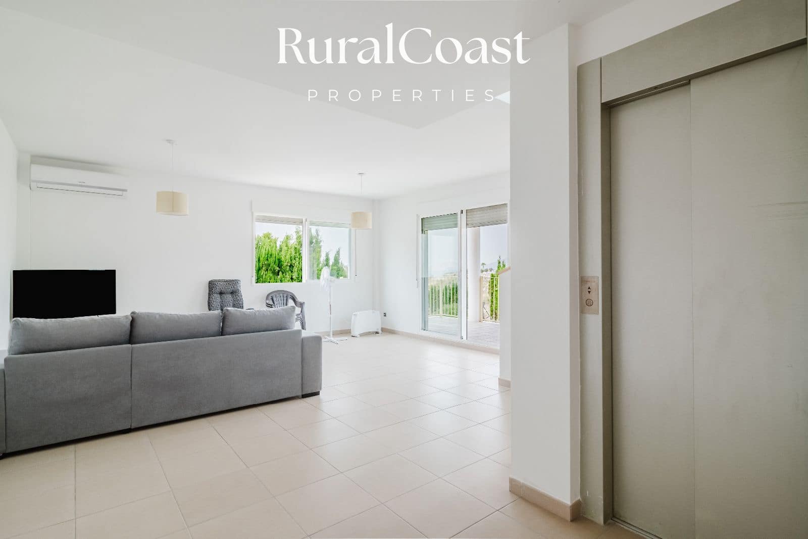 3 slaapkamer Villa te koop in Busot met zwembad - € 360.000 (Ref: 9064462)