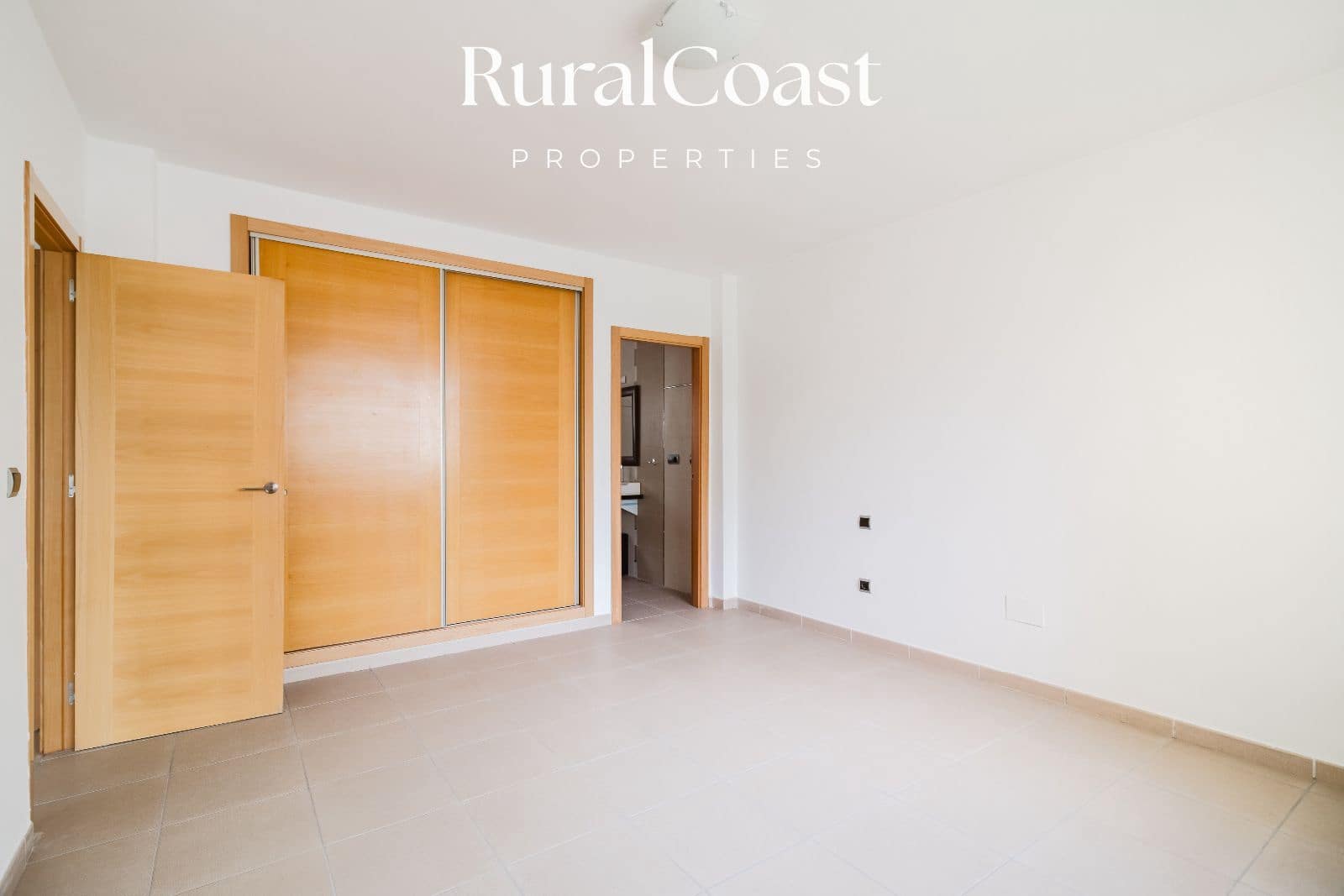 3 slaapkamer Villa te koop in Busot met zwembad - € 360.000 (Ref: 9064462)