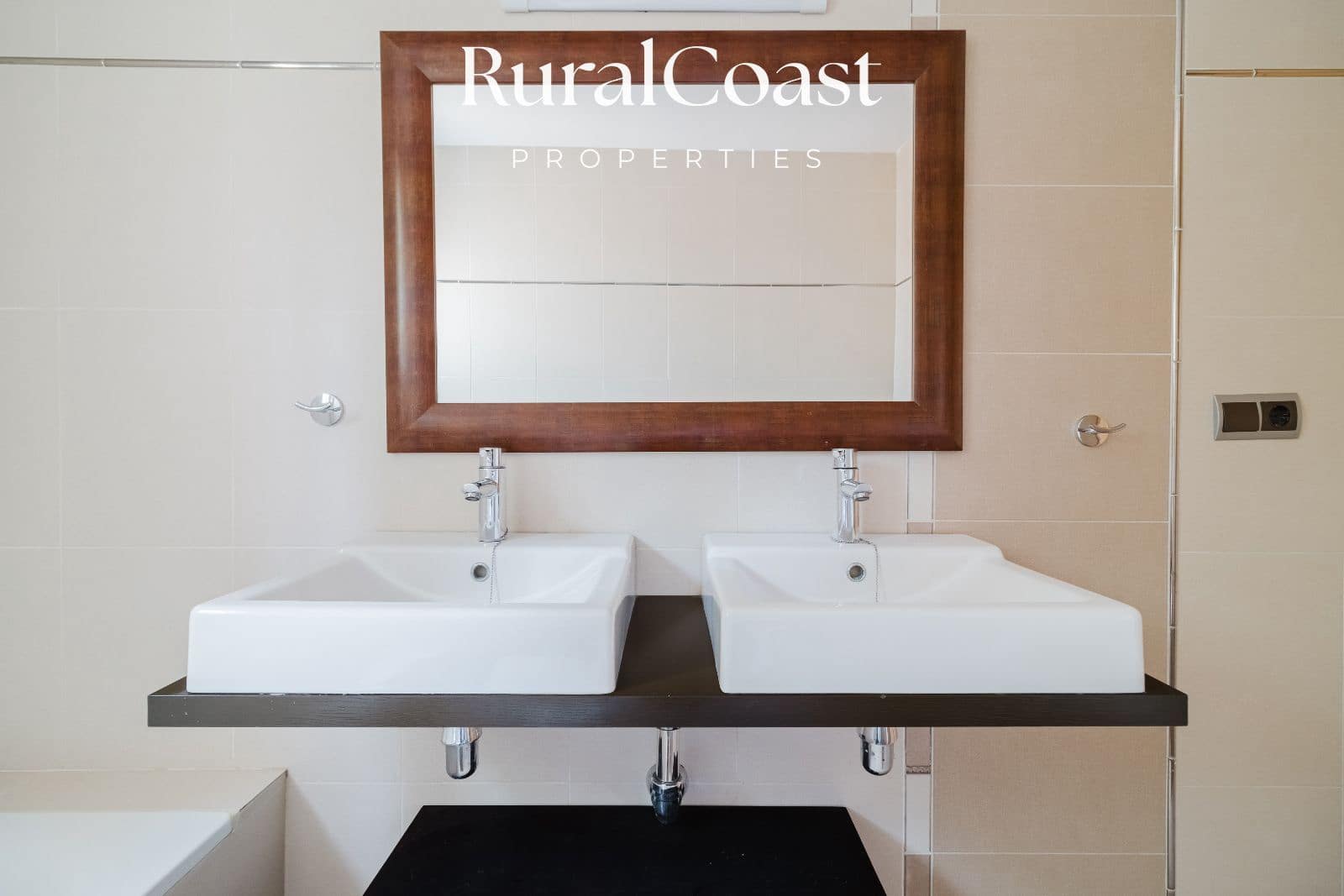 3 slaapkamer Villa te koop in Busot met zwembad - € 360.000 (Ref: 9064462)