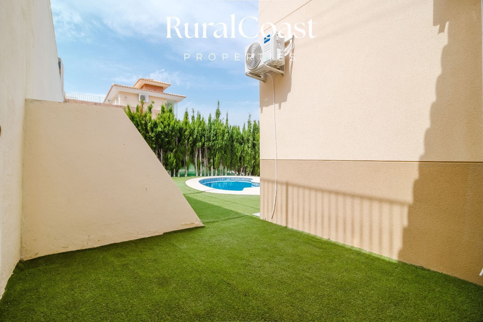 3 slaapkamer Villa te koop in Busot met zwembad - € 360.000 (Ref: 9064462)