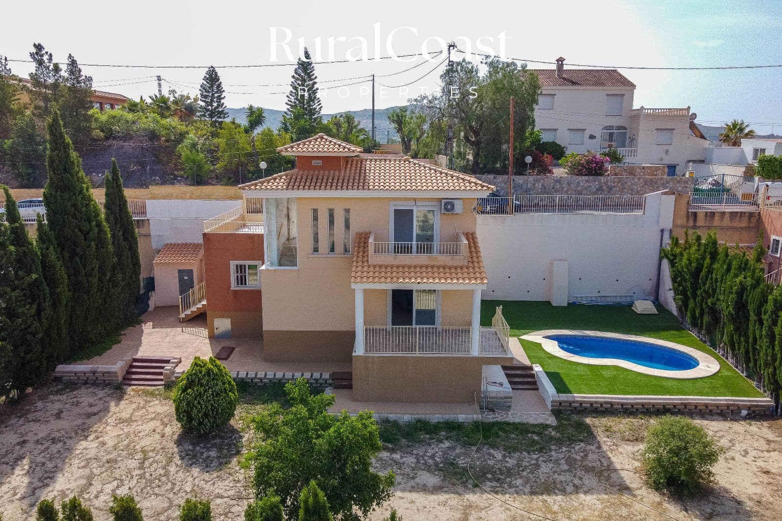 3 slaapkamer Villa te koop in Busot met zwembad - € 360.000 (Ref: 9064462)