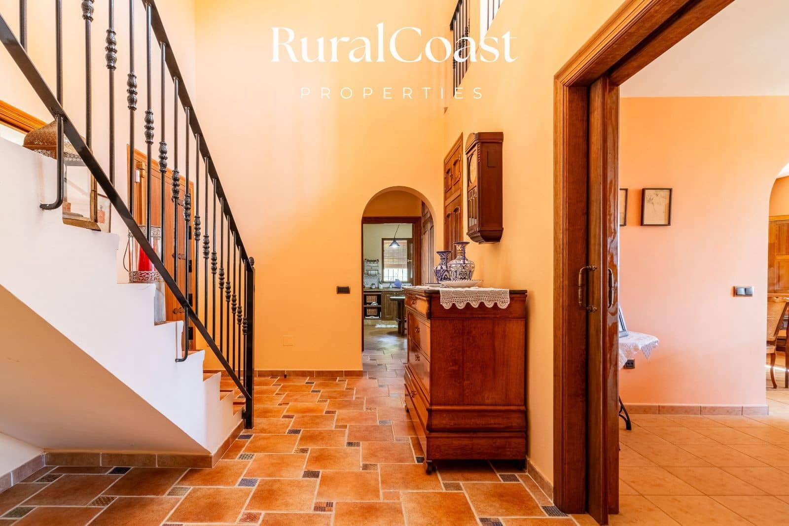 5 soveværelse Villa til salg i Tibi med swimmingpool garage - € 499.000 (Ref: 9168955)