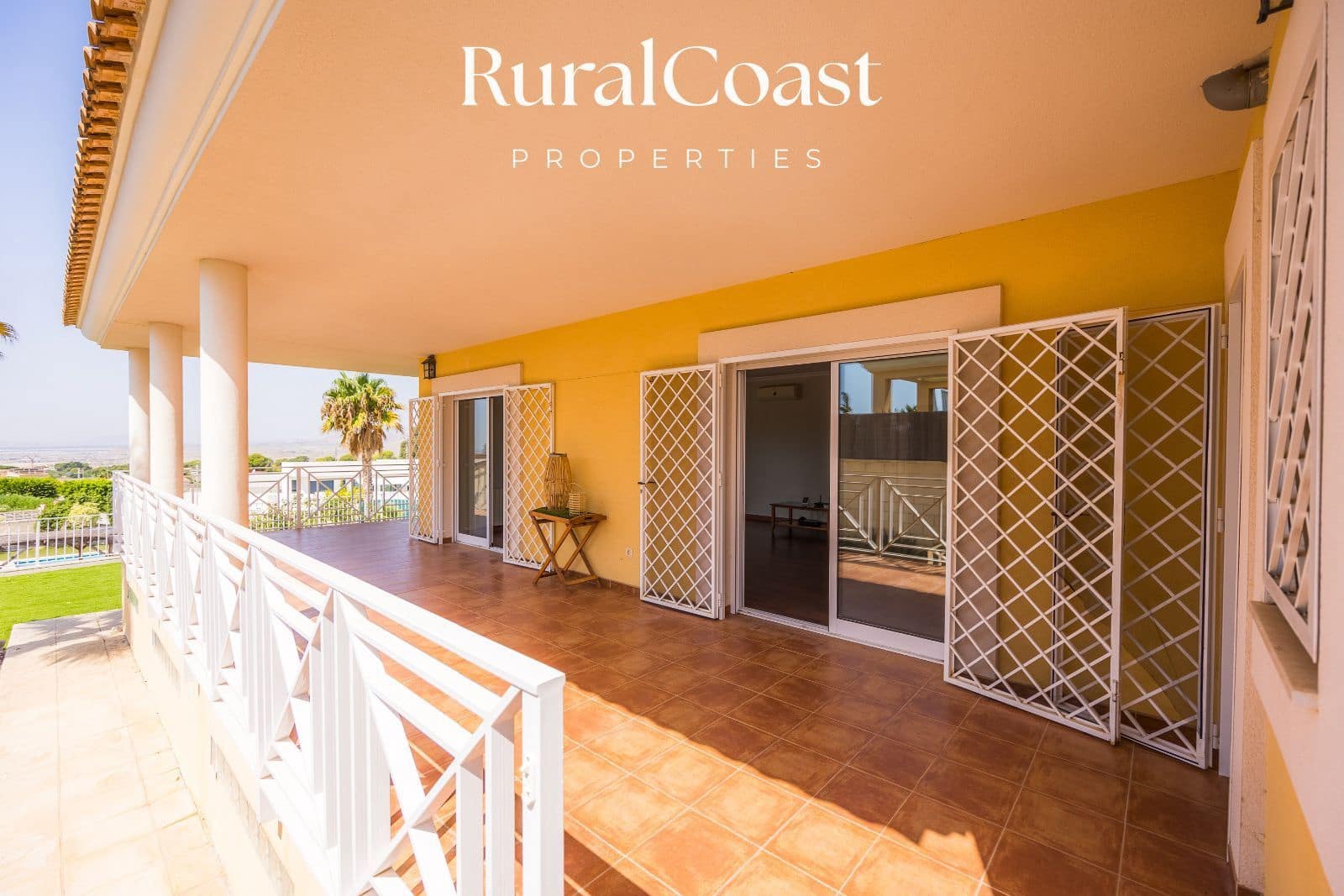 6 soveværelse Villa til salg i Busot med swimmingpool garage - € 629.000 (Ref: 9180630)