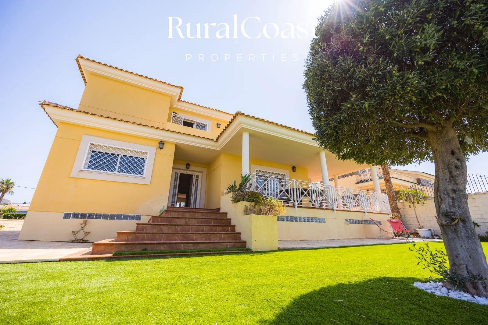 6 soveværelse Villa til salg i Busot med swimmingpool garage - € 629.000 (Ref: 9180630)