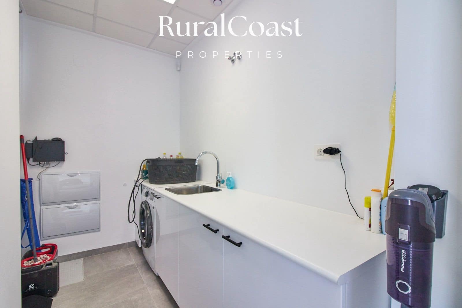 3 soveværelse Villa til salg i Busot med swimmingpool - € 625.000 (Ref: 9186507)