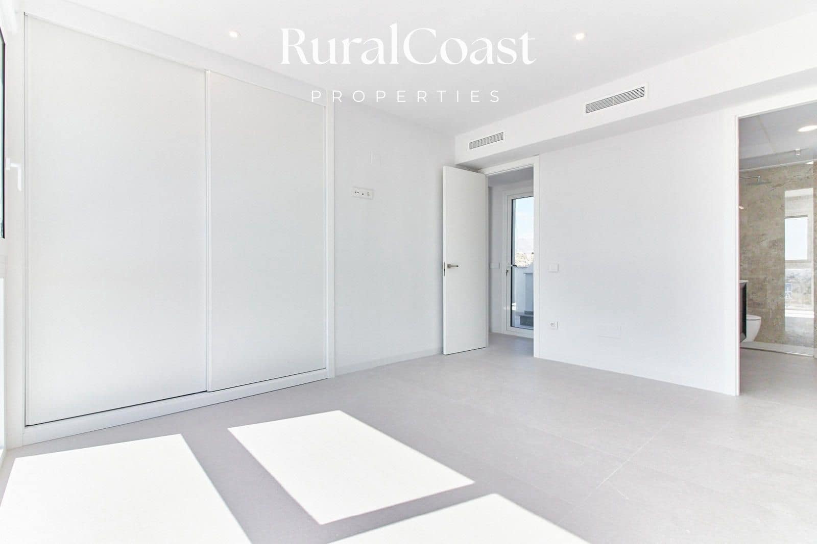 3 slaapkamer Villa te koop in Muchamiel / Mutxamel met zwembad garage - € 495.000 (Ref: 9197019)