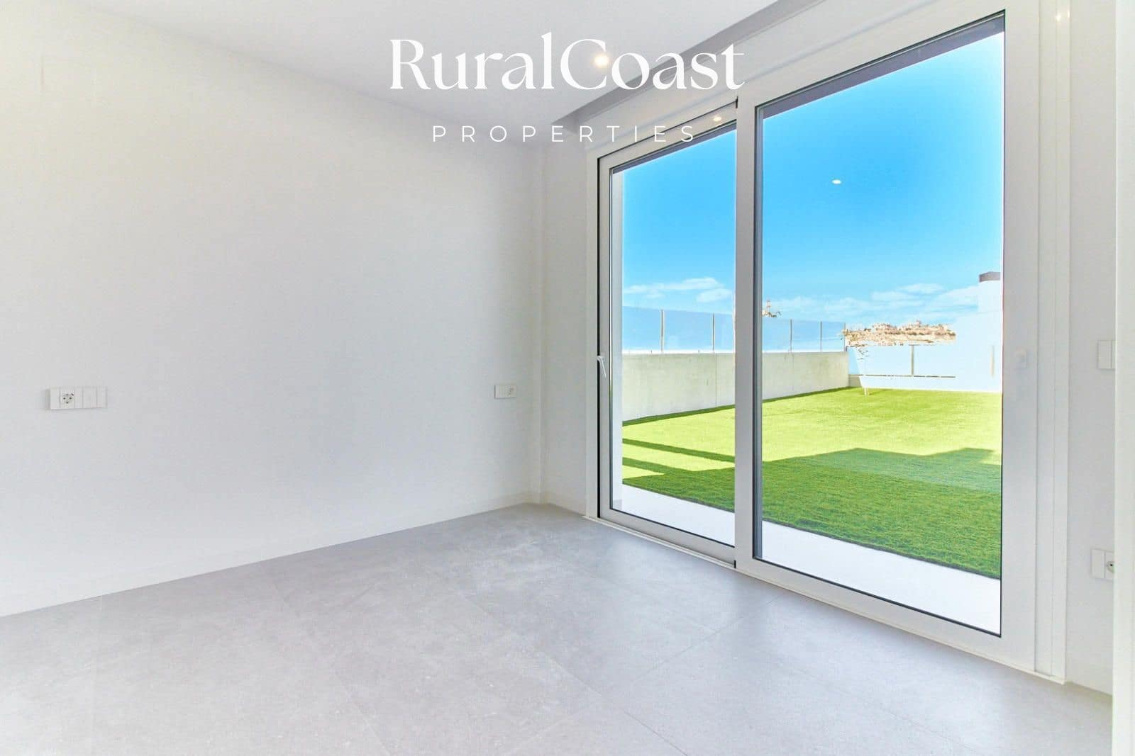 3 soveværelse Villa til salg i Muchamiel / Mutxamel med swimmingpool garage - € 450.000 (Ref: 9197020)