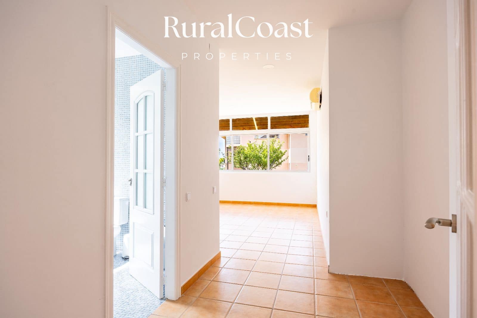 4 soveværelse Villa til salg i Coveta Fuma med swimmingpool garage - € 885.000 (Ref: 9211610)