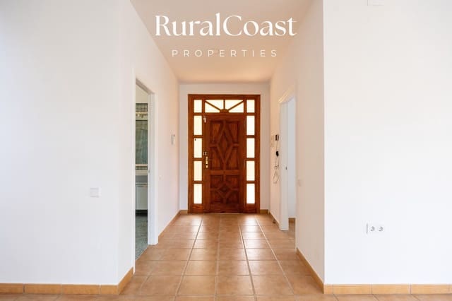 4 soveværelse Villa til salg i Coveta Fuma, El Campello med swimmingpool garage - € 885.000 (Ref: 9211610)