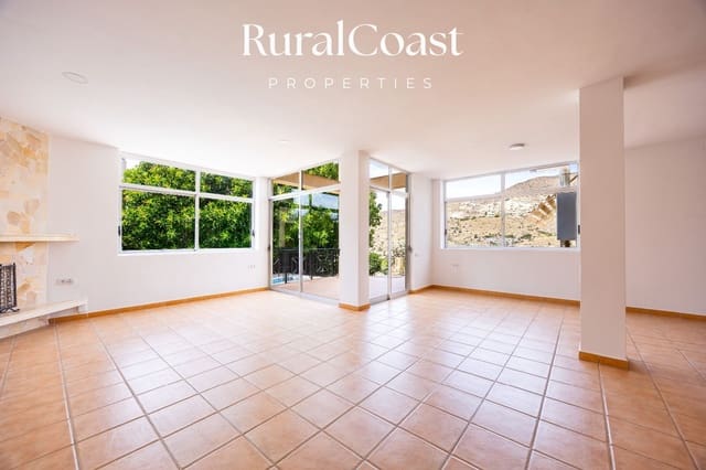 4 soveværelse Villa til salg i Coveta Fuma, El Campello med swimmingpool garage - € 885.000 (Ref: 9211610)