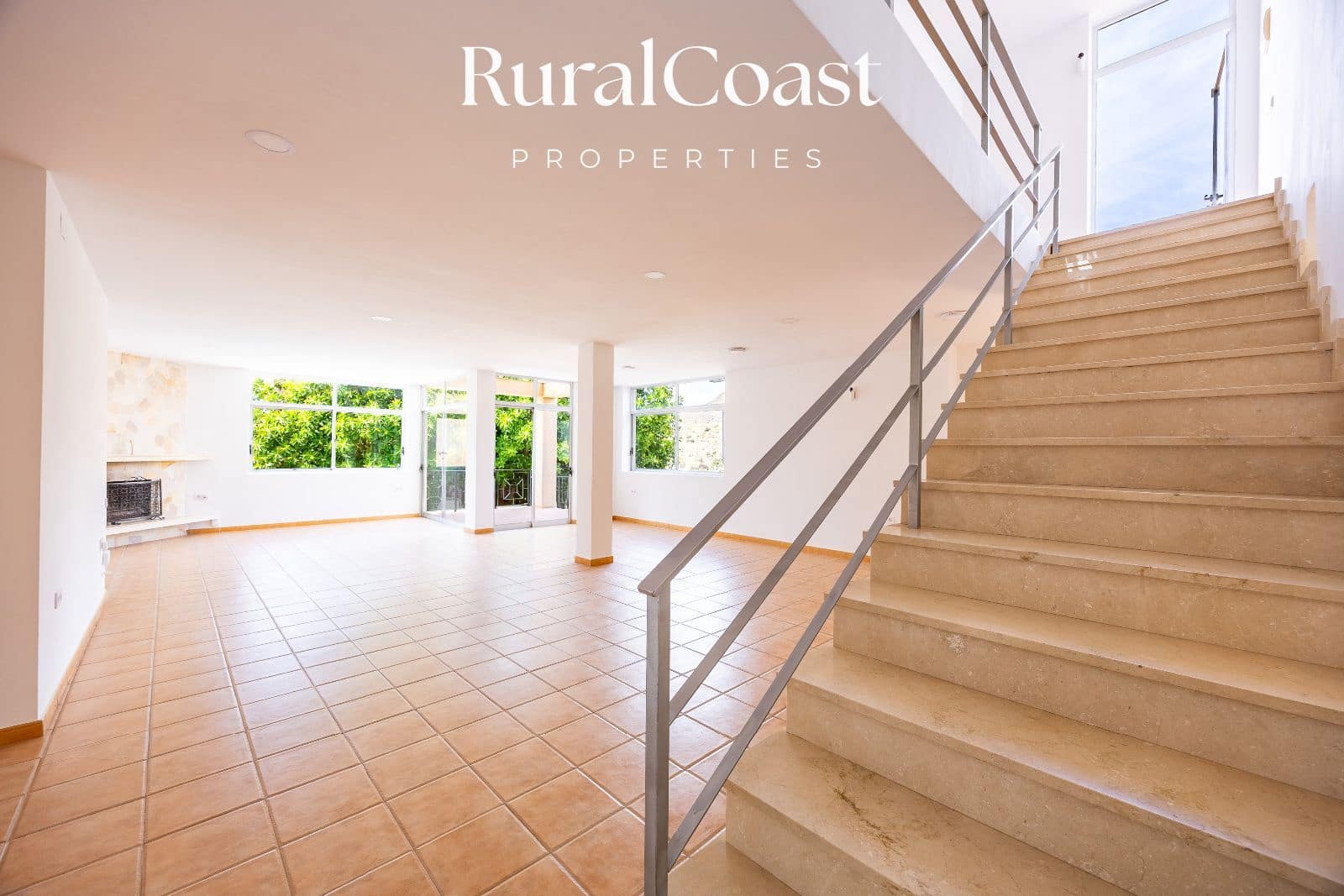 4 soveværelse Villa til salg i Coveta Fuma med swimmingpool garage - € 885.000 (Ref: 9211610)