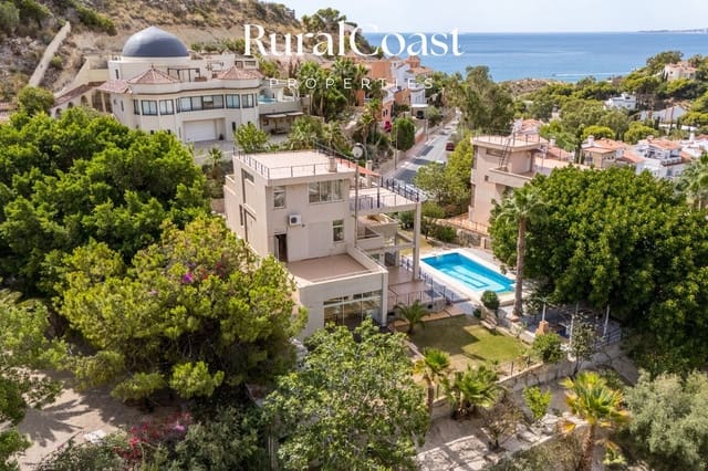 4 soveværelse Villa til salg i Coveta Fuma, El Campello med swimmingpool garage - € 885.000 (Ref: 9211610)