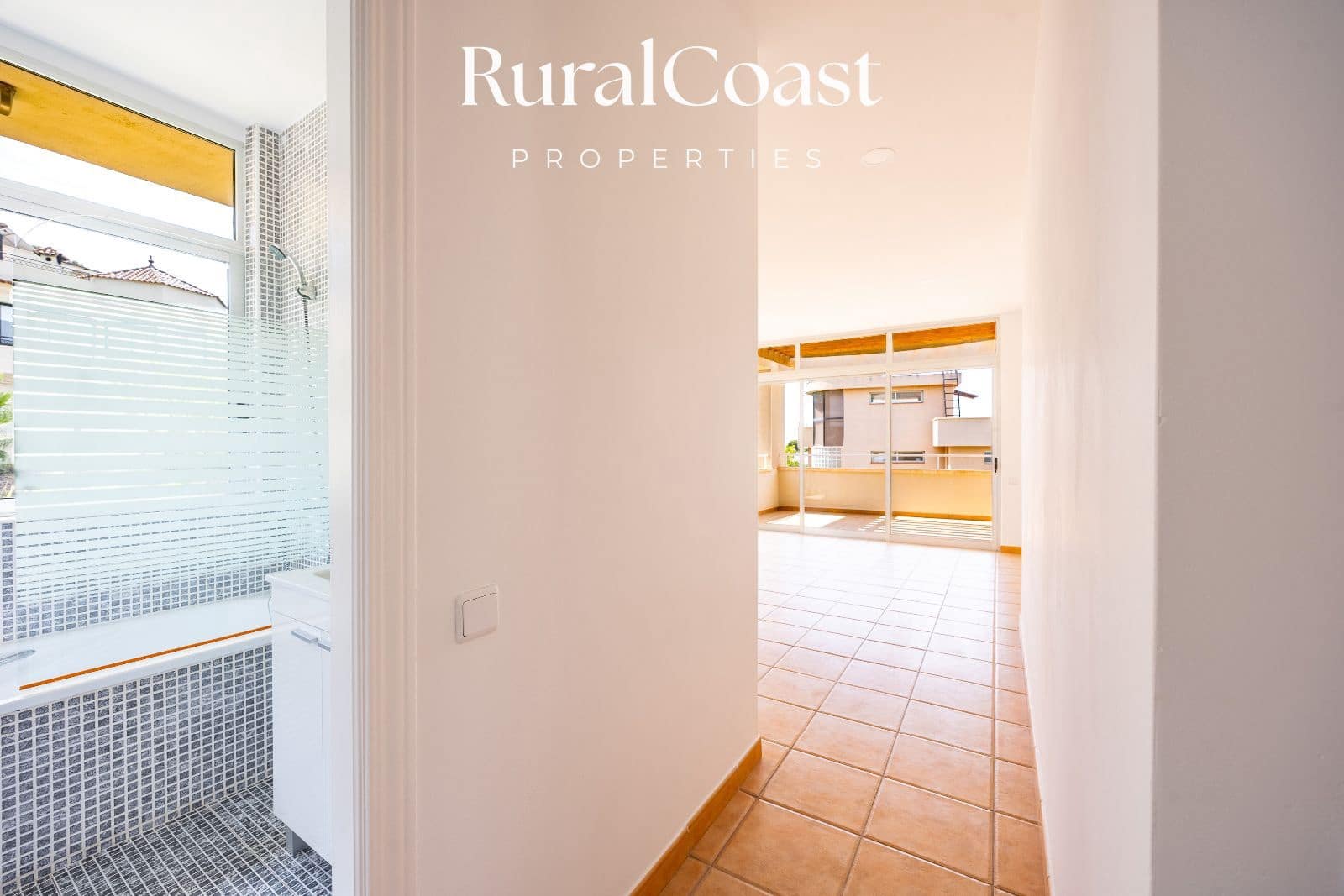 4 soveværelse Villa til salg i Coveta Fuma med swimmingpool garage - € 885.000 (Ref: 9211610)