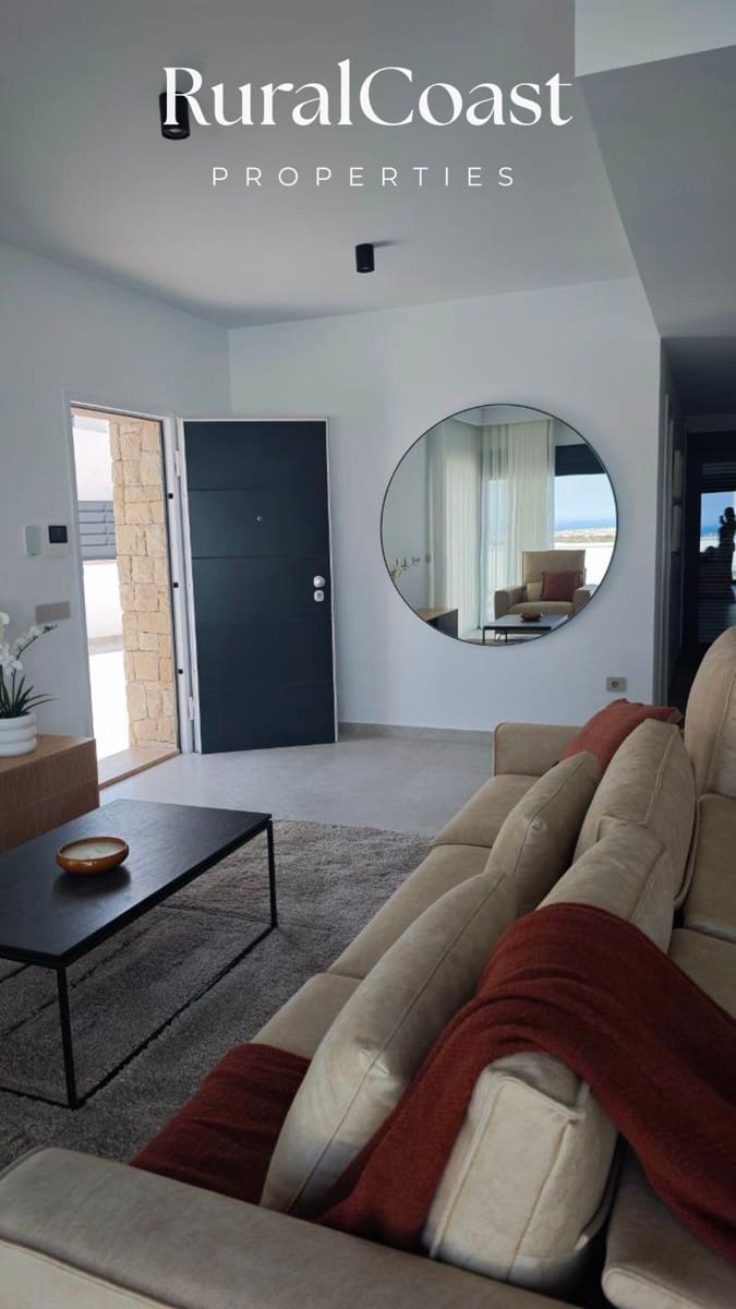 Casa de 3 habitaciones en San Miguel de Salinas en venta - 1.000.000 € (Ref: 9216076)