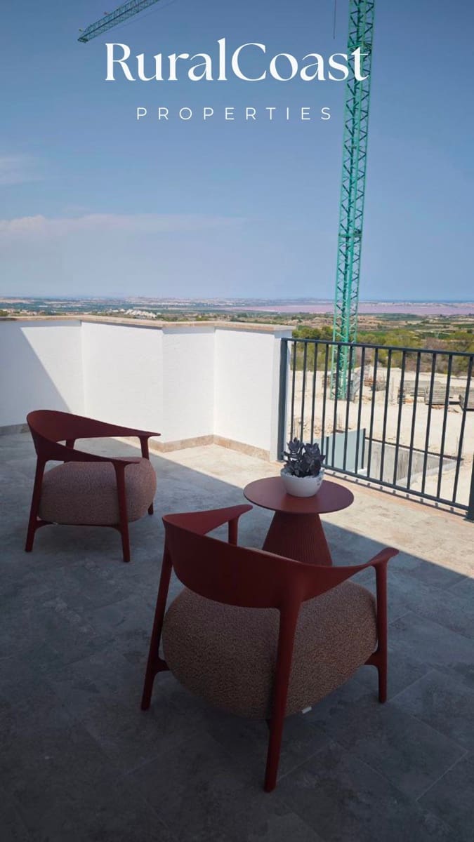 Casa de 3 habitaciones en San Miguel de Salinas en venta - 1.000.000 € (Ref: 9216076)