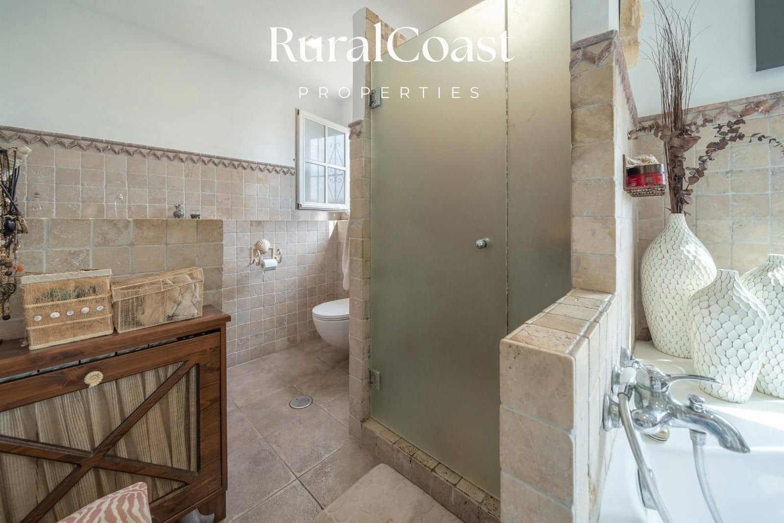 4 soverom Bungalow til salgs i Alicante by med svømmebasseng garasje - € 590 000 (Ref: 9221528)