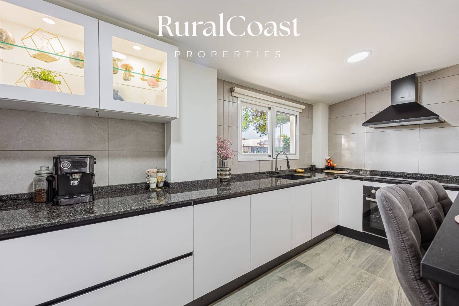 3 sypialnia Willa na sprzedaż w Busot - 295 000 € (Ref: 9254451)