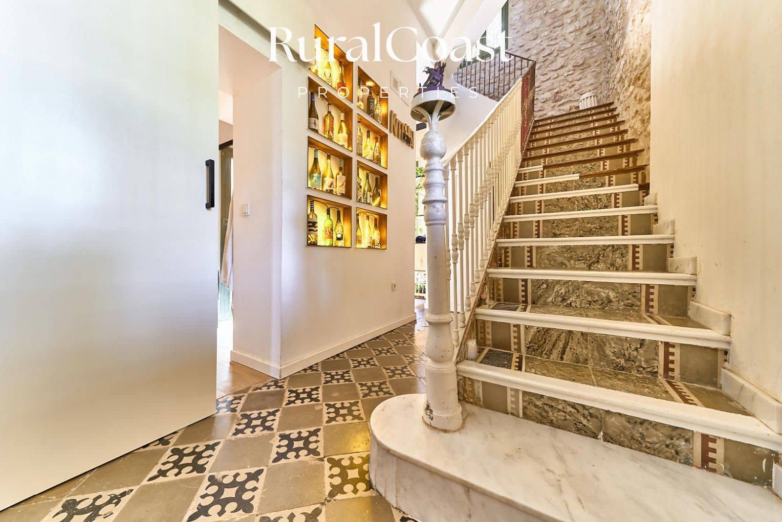 6 soveværelse Villa til salg i Villafranqueza - € 950.000 (Ref: 9256555)