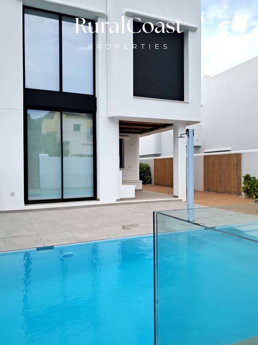 3 bedroom Villa for sale in Albir with pool - € 875,000 (Ref: 9336888)