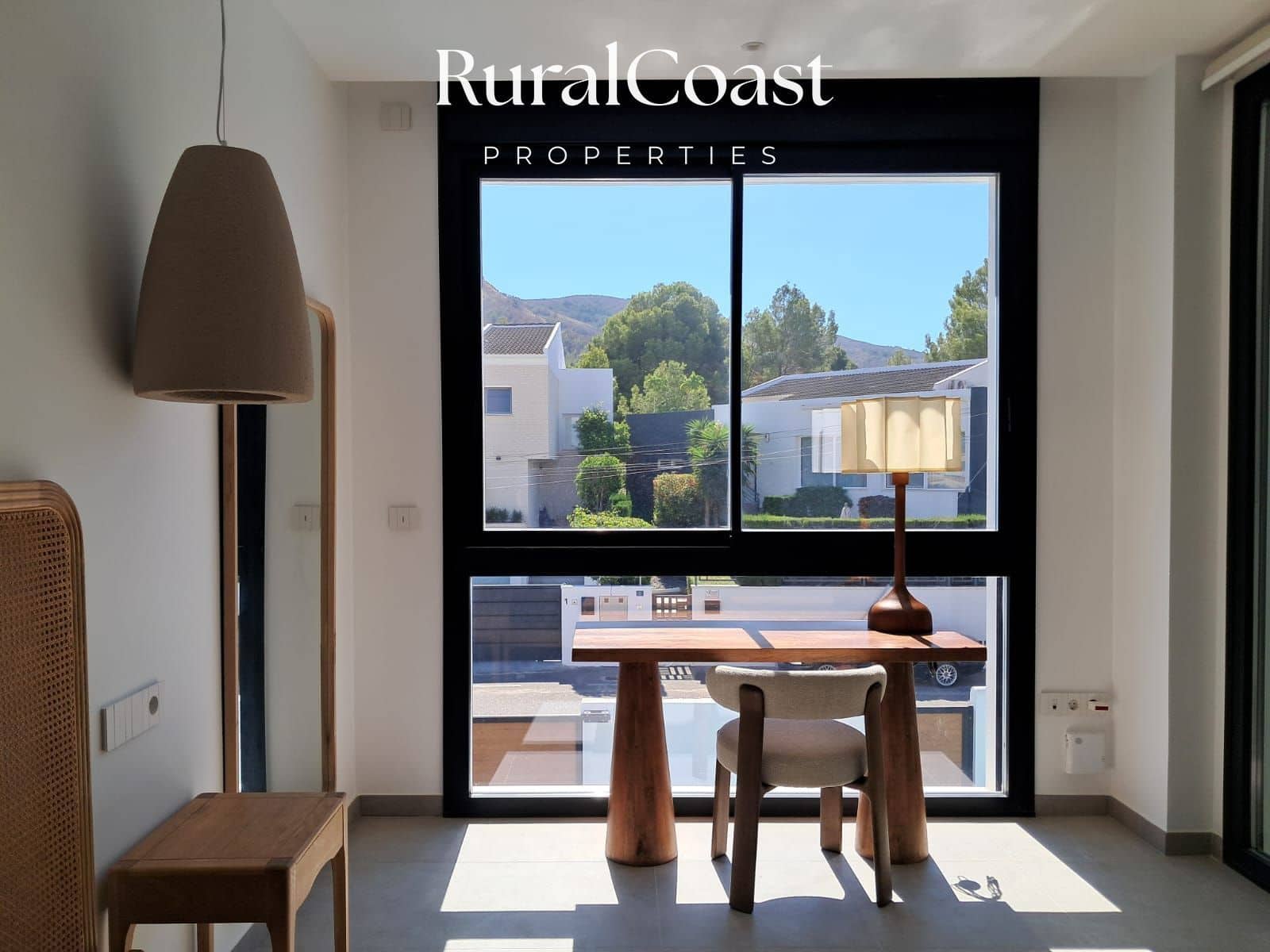 3 bedroom Villa for sale in Albir with pool - € 875,000 (Ref: 9336888)