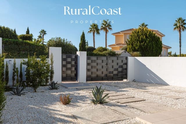 3 bedroom Townhouse for sale in Busot with pool - € 419,000 (Ref: 9350181)