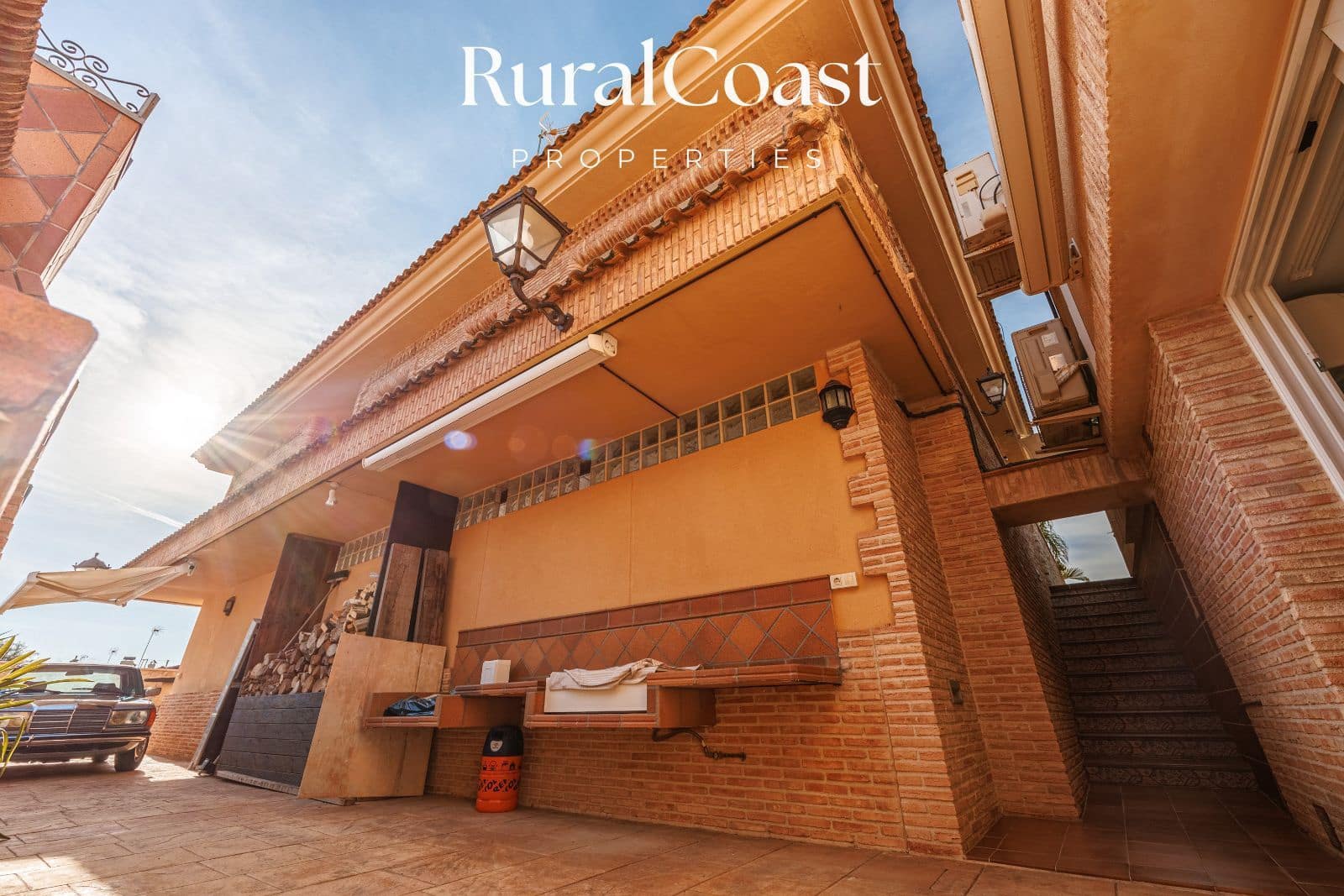 4 soverom Villa til salgs i San Vicente / Sant Vicent del Raspeig med svømmebasseng garasje - € 929 000 (Ref: 9374632)