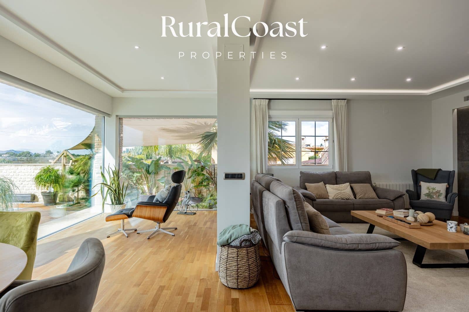 4 soverom Villa til salgs i San Vicente / Sant Vicent del Raspeig med svømmebasseng garasje - € 929 000 (Ref: 9374632)