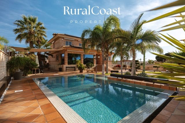 4 chambre Villa/Maison à vendre à San Vicente / Sant Vicent del Raspeig avec piscine garage - 929 000 € (Ref: 9374632)